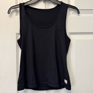 Vuori Pose layering Tank Black Medium
